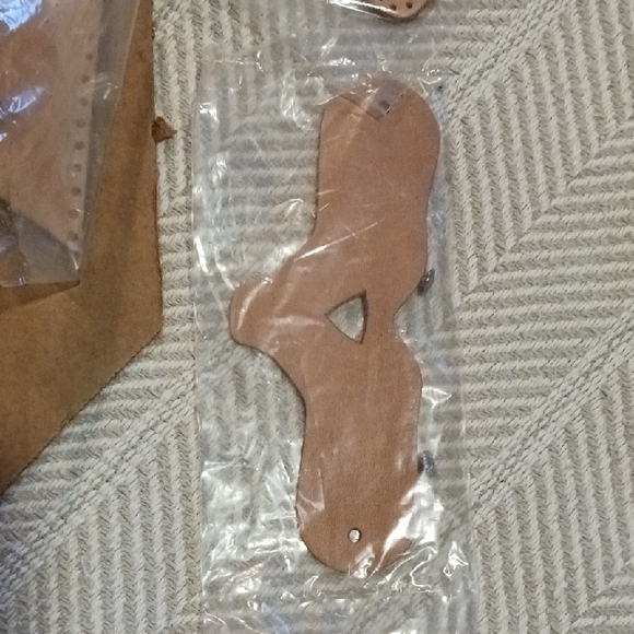 Roamer Handbag Kit with Brown Leather - Picture 10 of 16